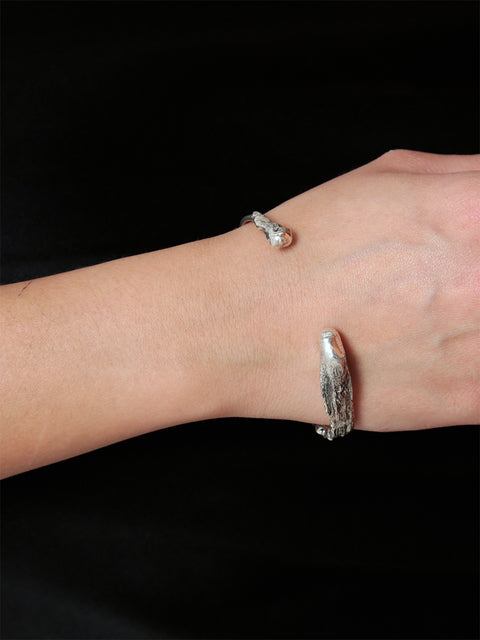 solid molten cuff