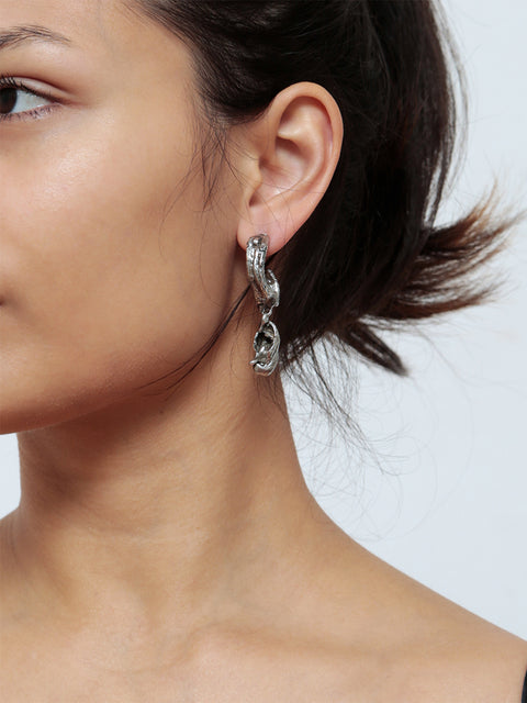 molten gota hoop earrings