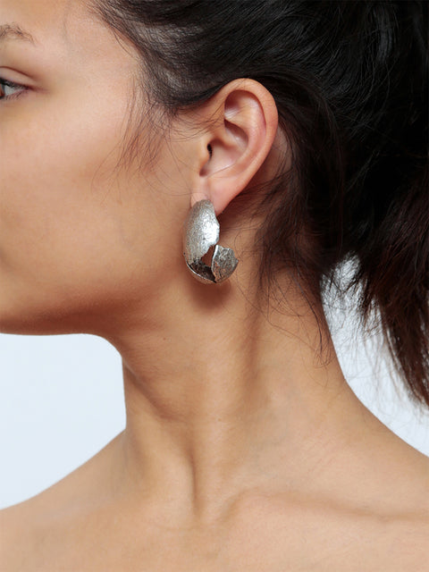 ovoid molten earrings